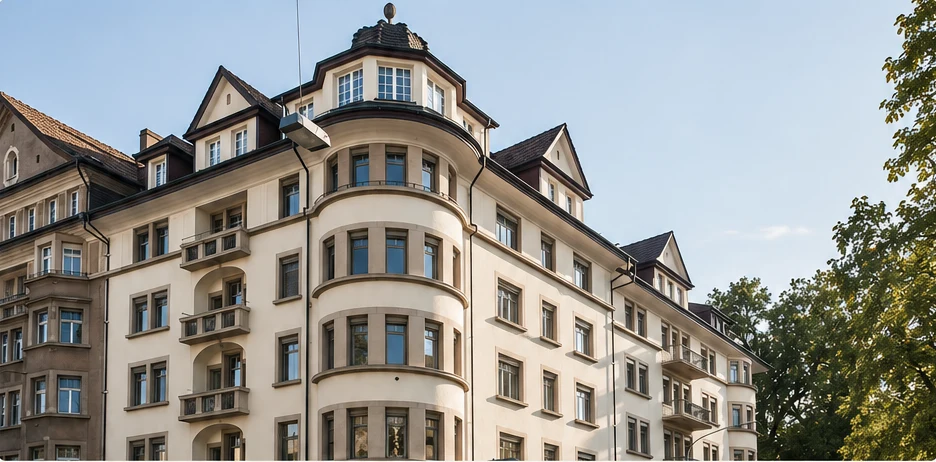 Illustrative Aufnahme eines städtischen Mehrfamilienhauses